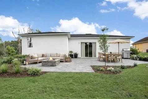 789 N Midland Drive Deltona FL 32725