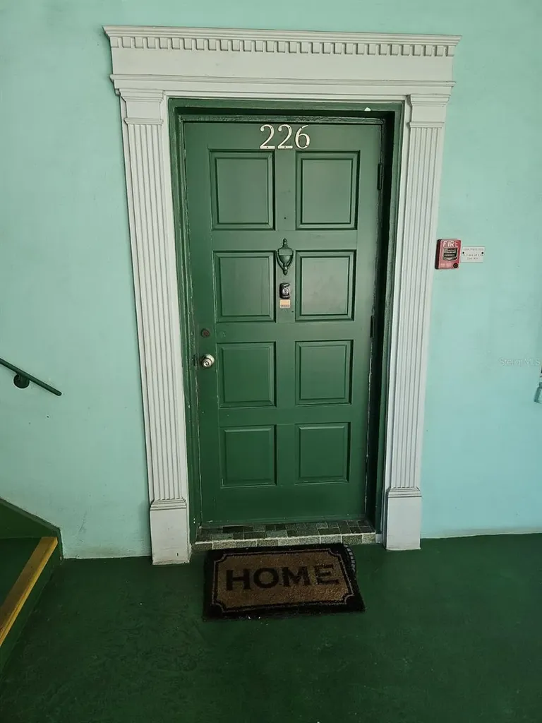 4141 NW 44th Avenue Lauderdale Lakes FL 33319