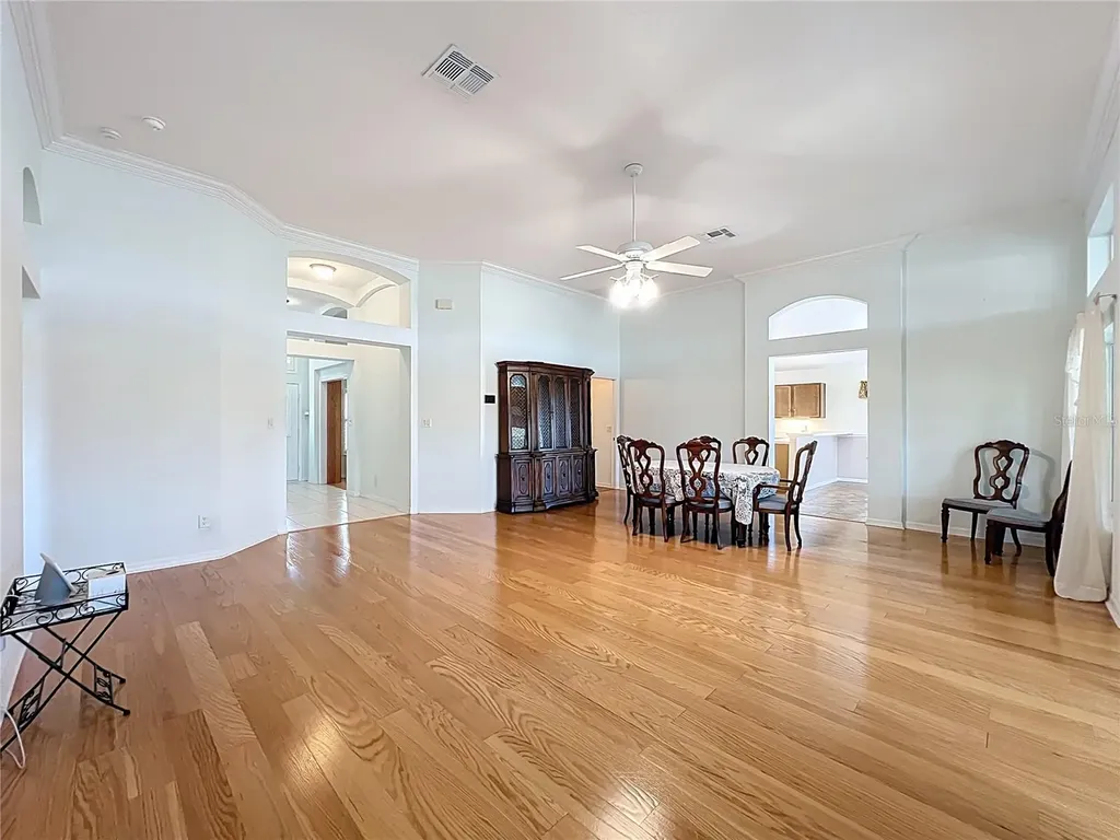 4822 Sawgrass Lake Circle Leesburg FL 34748