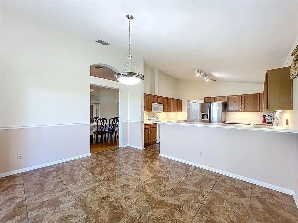 4822 Sawgrass Lake Circle Leesburg FL 34748