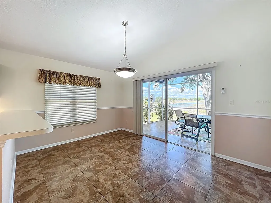 4822 Sawgrass Lake Circle Leesburg FL 34748