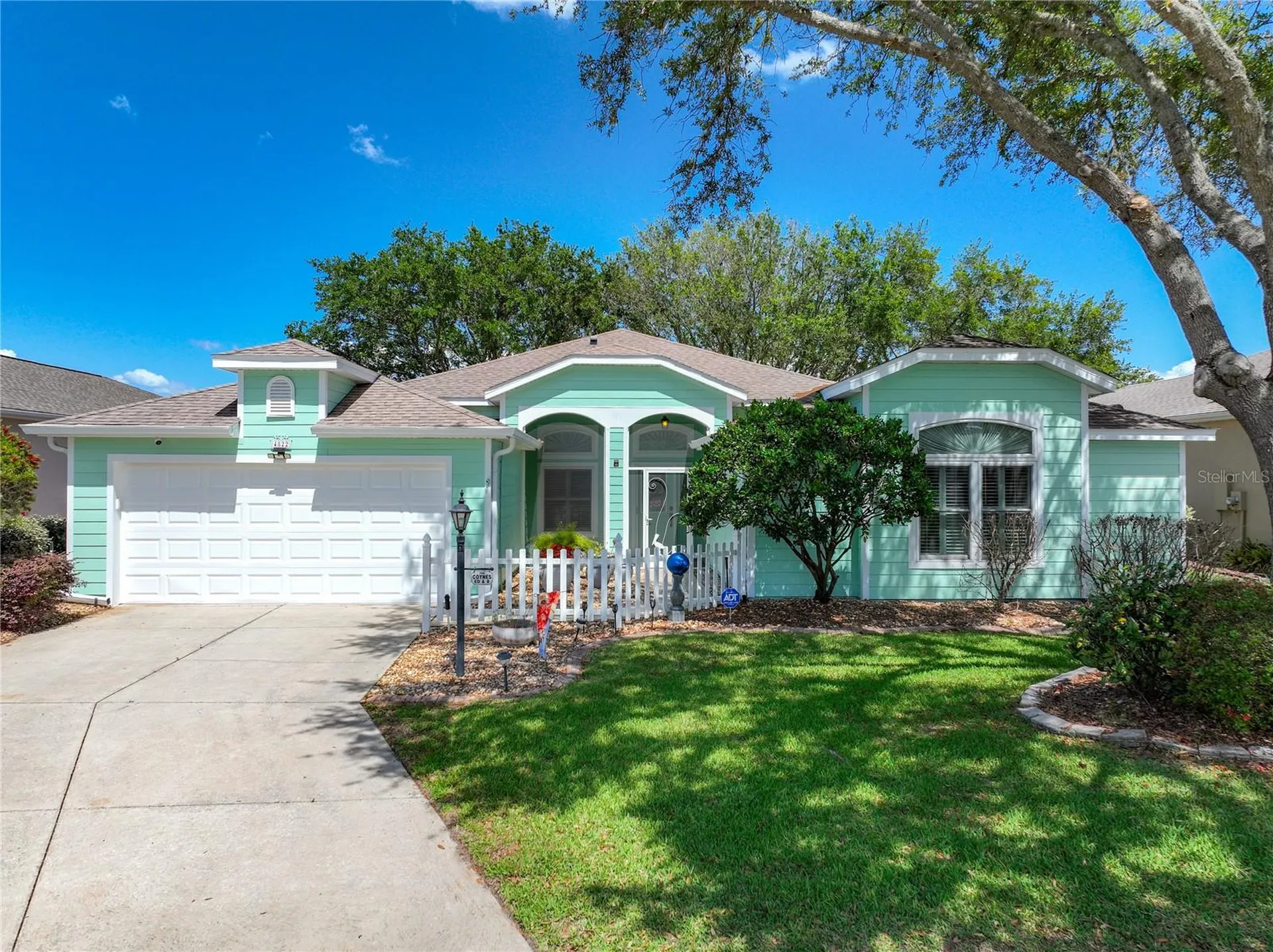 4822 Sawgrass Lake Circle Leesburg FL 34748