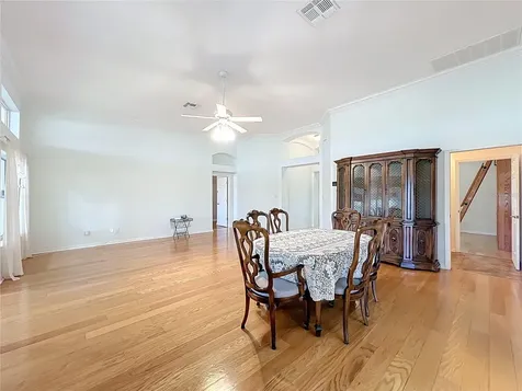 4822 Sawgrass Lake Circle Leesburg FL 34748