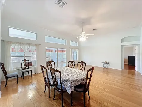4822 Sawgrass Lake Circle Leesburg FL 34748