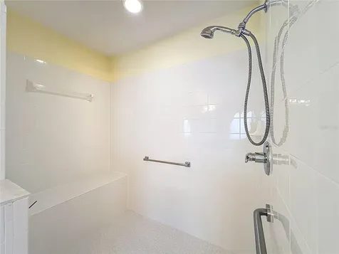 4822 Sawgrass Lake Circle Leesburg FL 34748