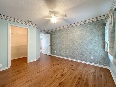 4822 Sawgrass Lake Circle Leesburg FL 34748