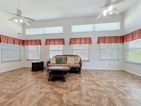 4822 Sawgrass Lake Circle Leesburg FL 34748