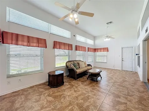 4822 Sawgrass Lake Circle Leesburg FL 34748