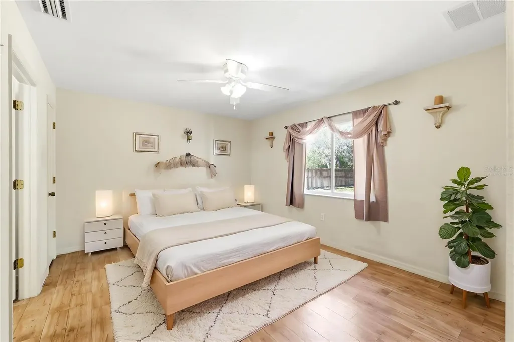 13039 Kittiwake Road Weeki Wachee FL 34614