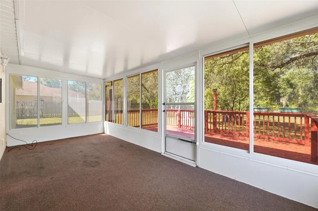 13039 Kittiwake Road Weeki Wachee FL 34614