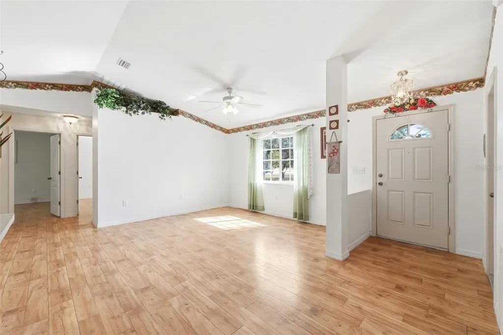 13039 Kittiwake Road Weeki Wachee FL 34614