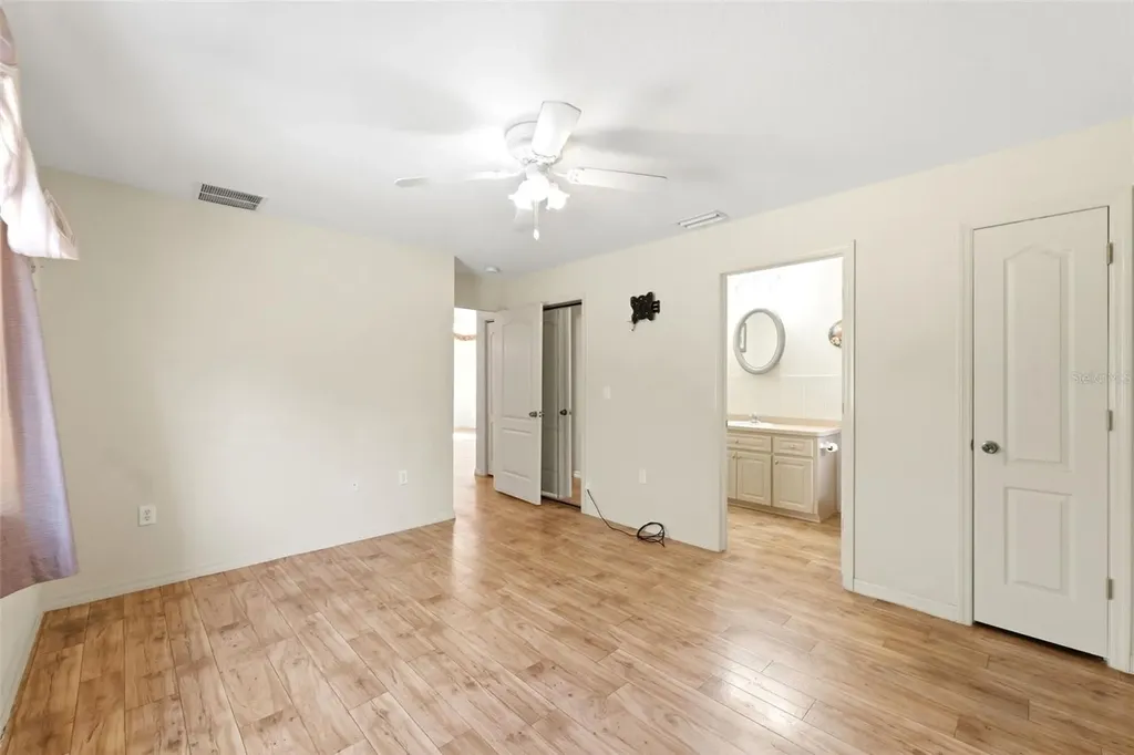 13039 Kittiwake Road Weeki Wachee FL 34614