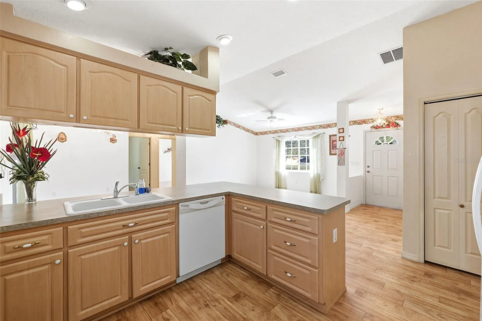 13039 Kittiwake Road Weeki Wachee FL 34614