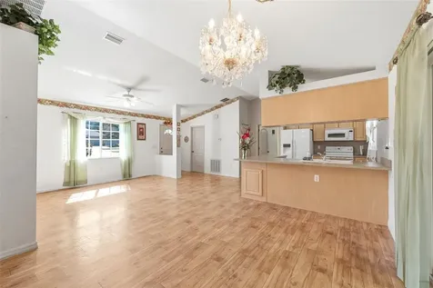 13039 Kittiwake Road Weeki Wachee FL 34614