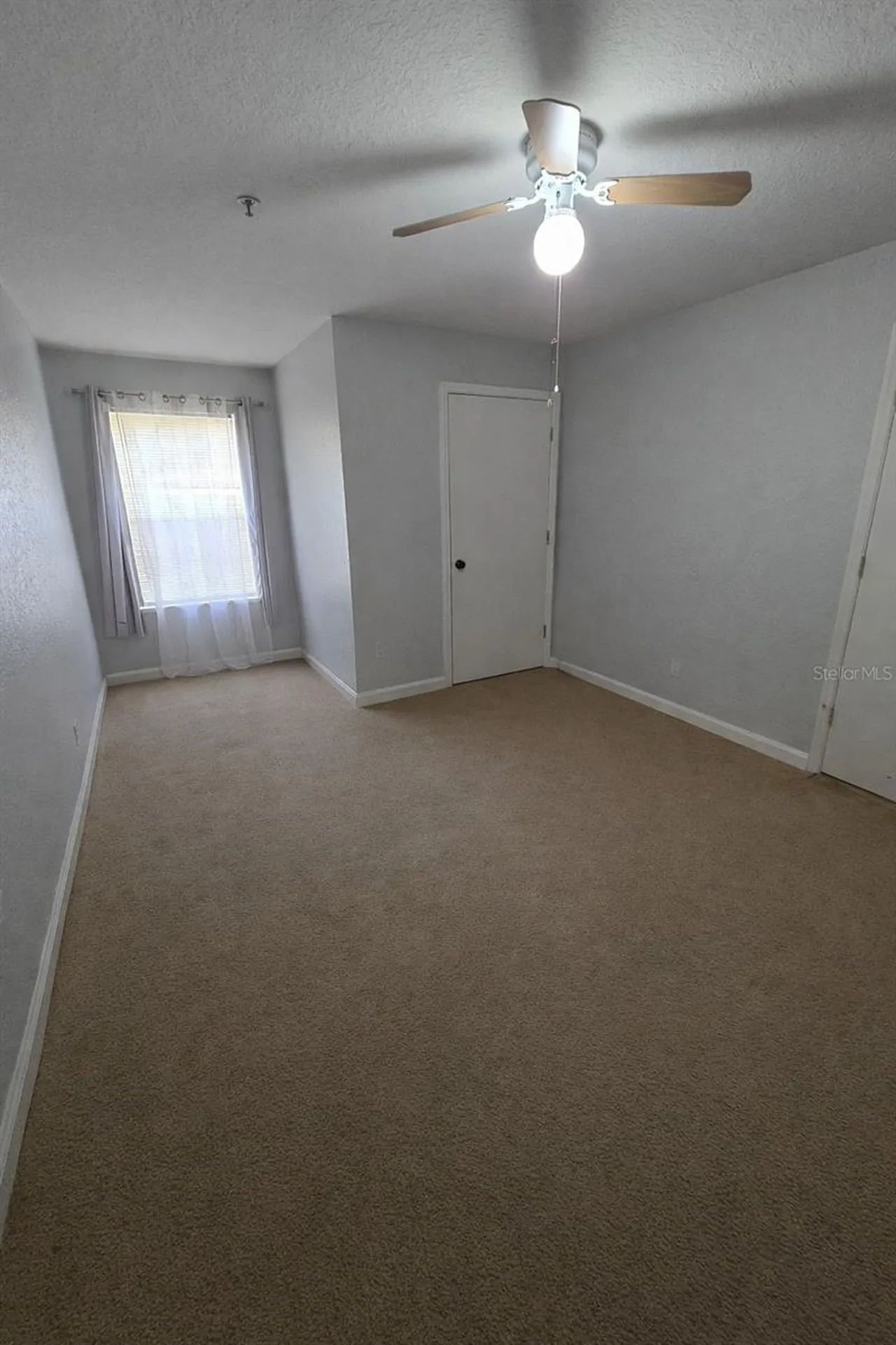 1622 Columbia Arms Circle Kissimmee FL 34741