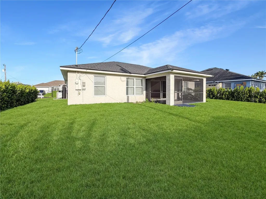 629 NW 17th Place Cape Coral FL 33993