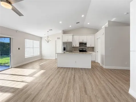 629 NW 17th Place Cape Coral FL 33993