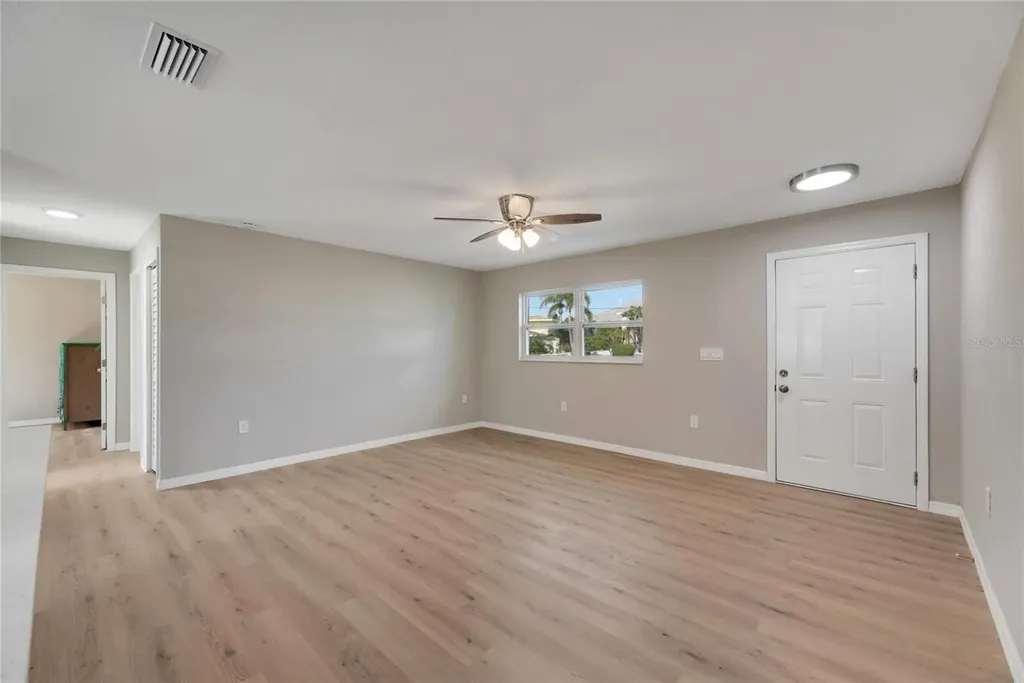 660 Flamingo Drive Apollo Beach FL 33572