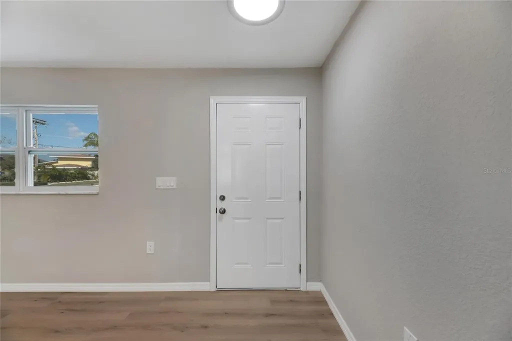 660 Flamingo Drive Apollo Beach FL 33572