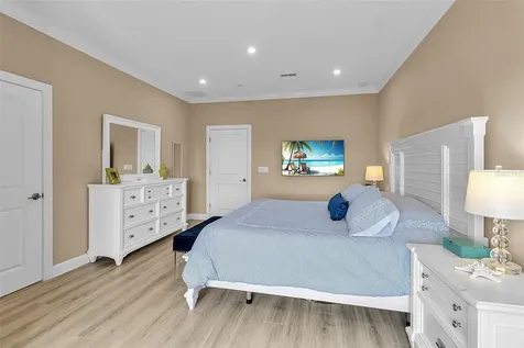 5589 Cannes Circle Sarasota FL 34231
