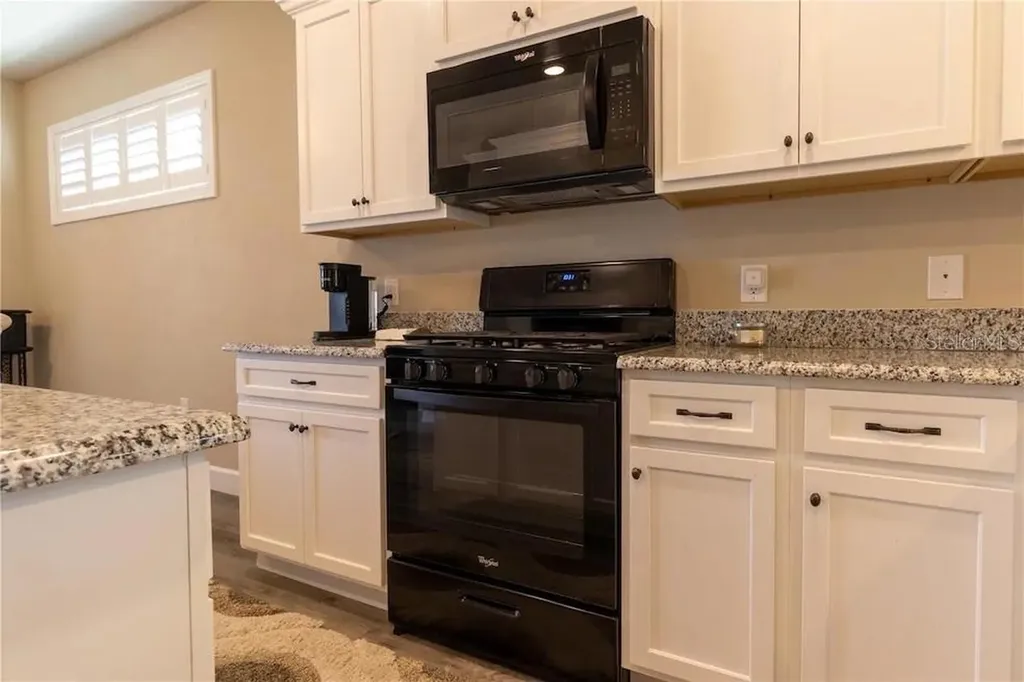 24650 SW 17th Place Newberry FL 32669