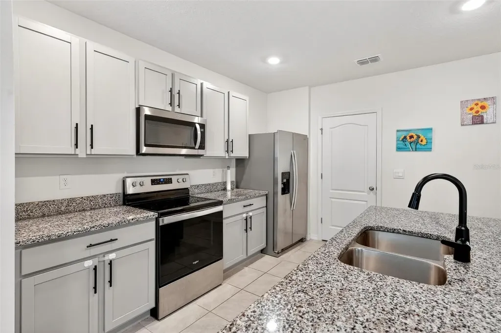 3007 Staten Drive Deltona FL 32738
