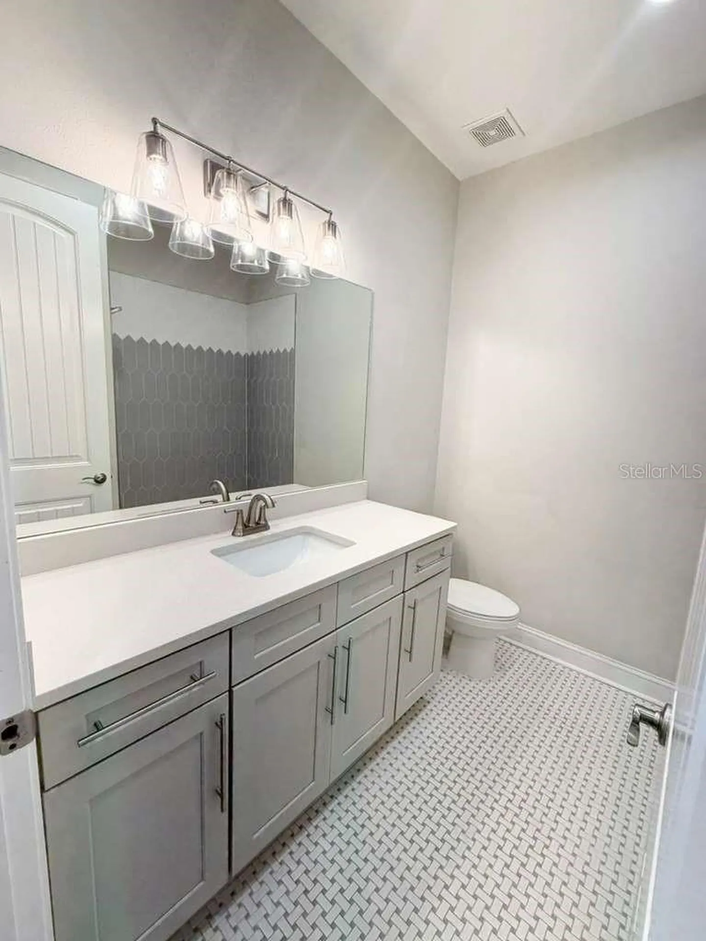 4606 W Fig Street Tampa FL 33609