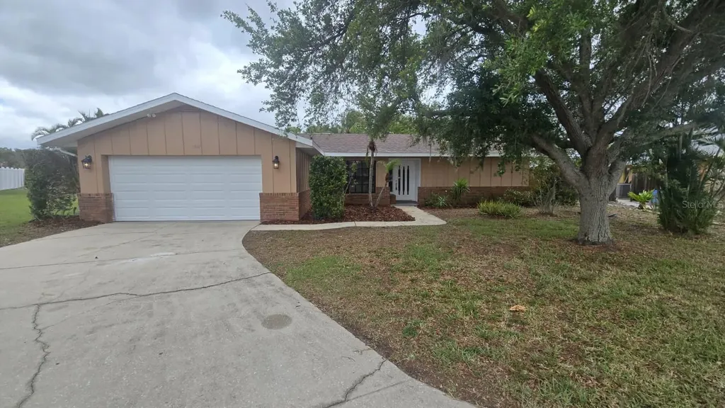 1827 76th Street W Bradenton FL 34209
