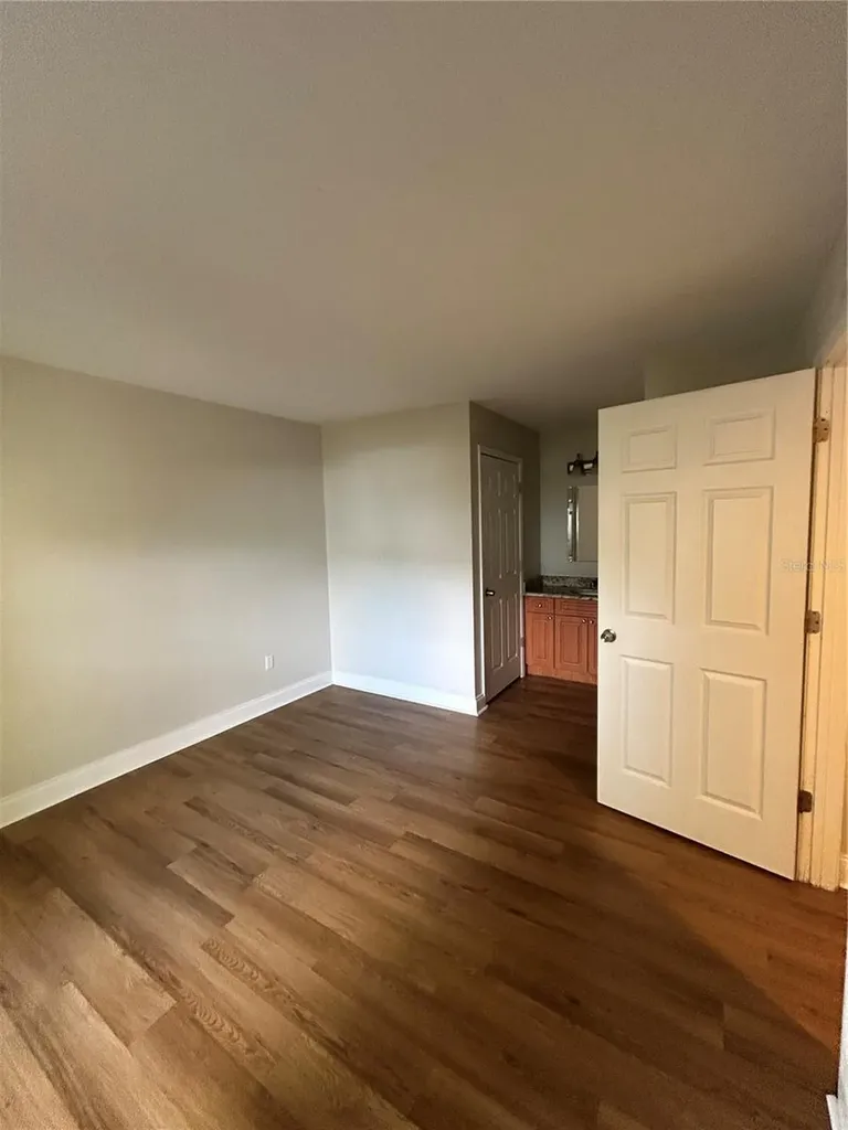 455 Alt 19 S Palm Harbor FL 34683