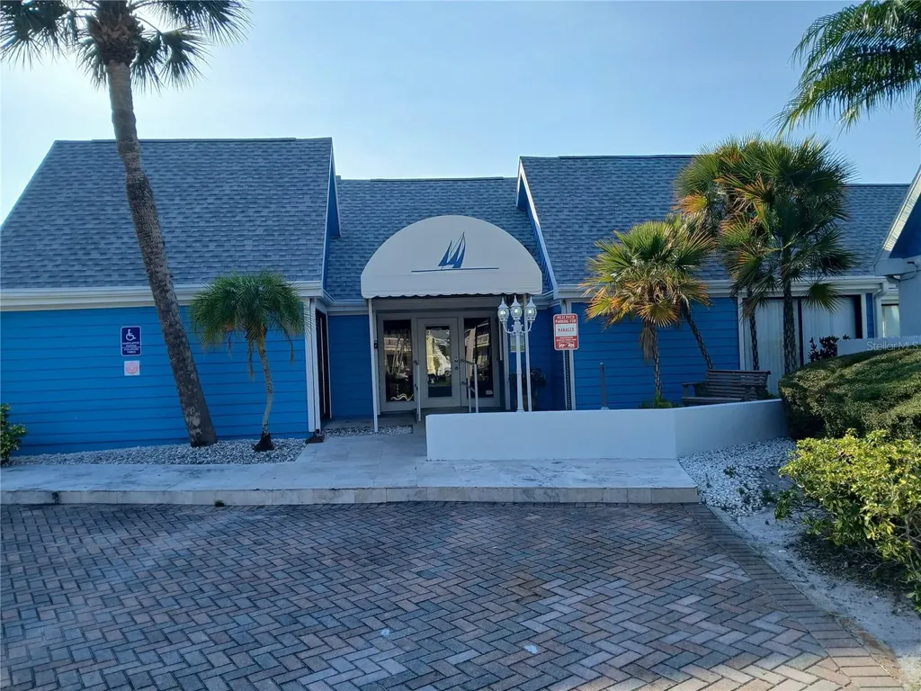 455 Alt 19 S Palm Harbor FL 34683