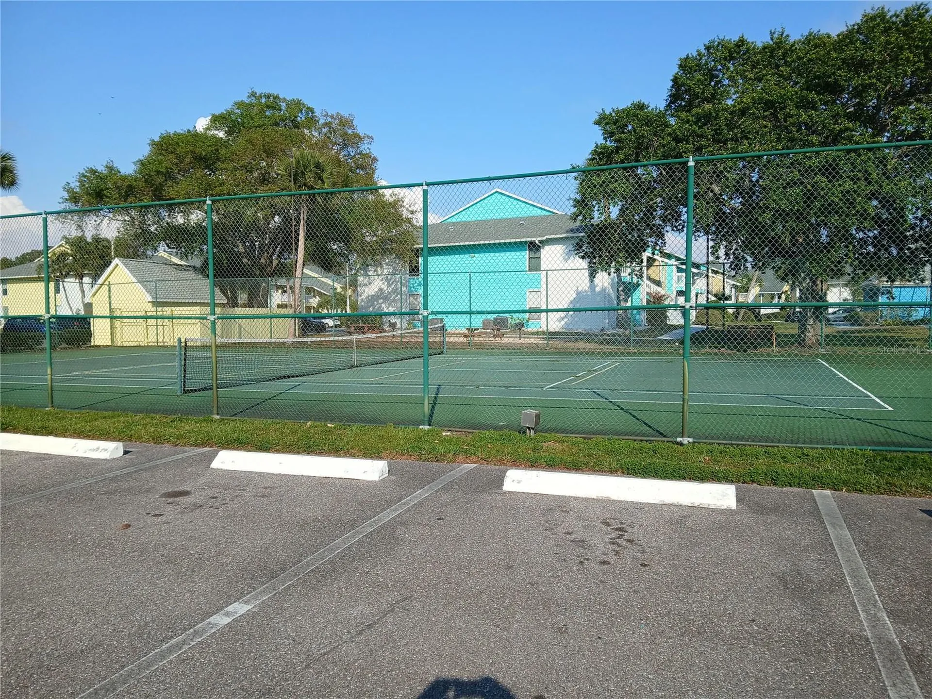 455 Alt 19 S Palm Harbor FL 34683