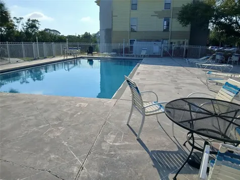 455 Alt 19 S Palm Harbor FL 34683