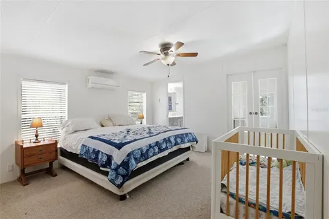 4215 SW 253rd Terrace Newberry FL 32669