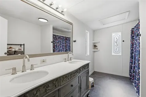 4215 SW 253rd Terrace Newberry FL 32669