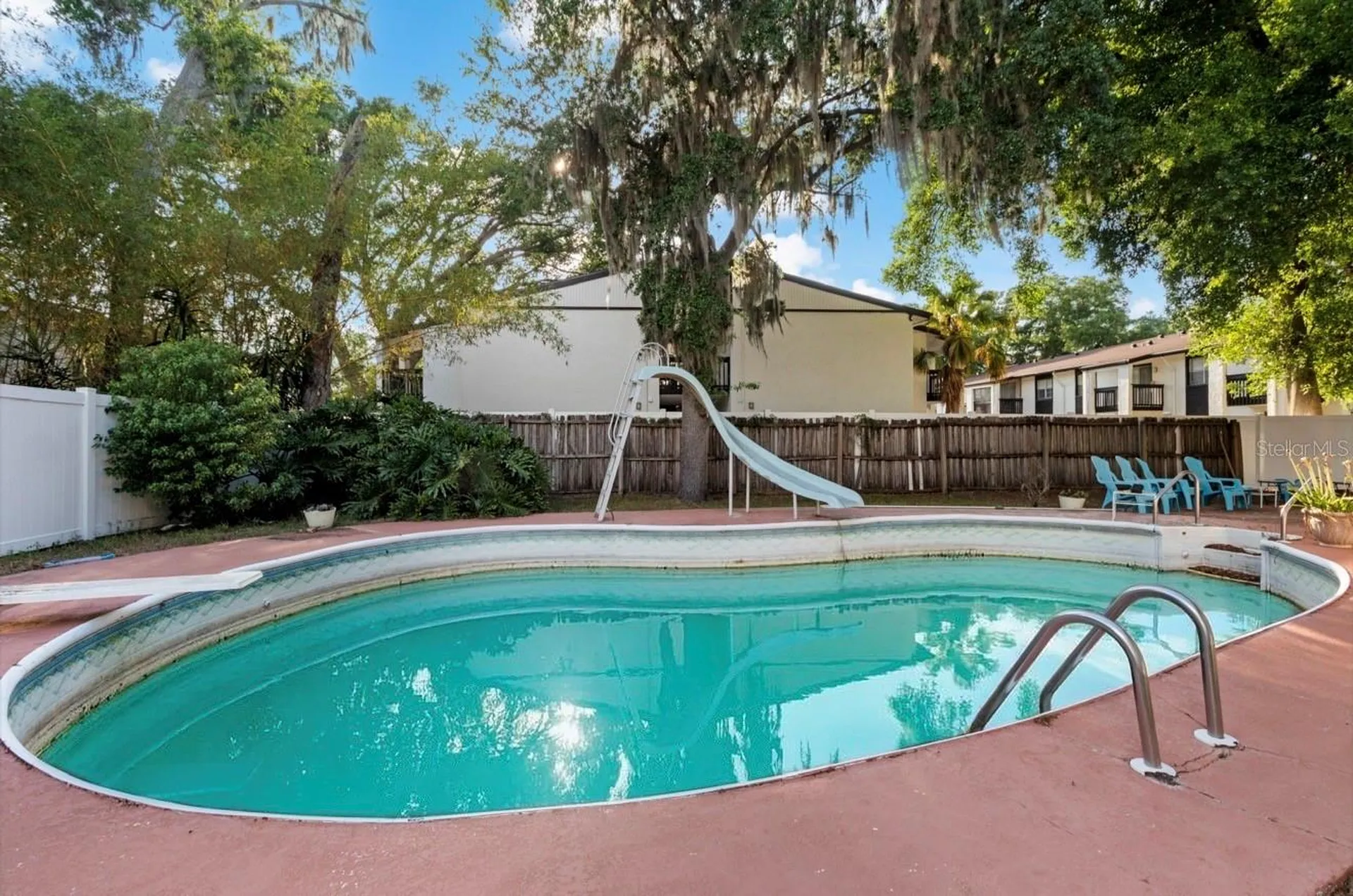 302 Hutch Court Brandon FL 33510
