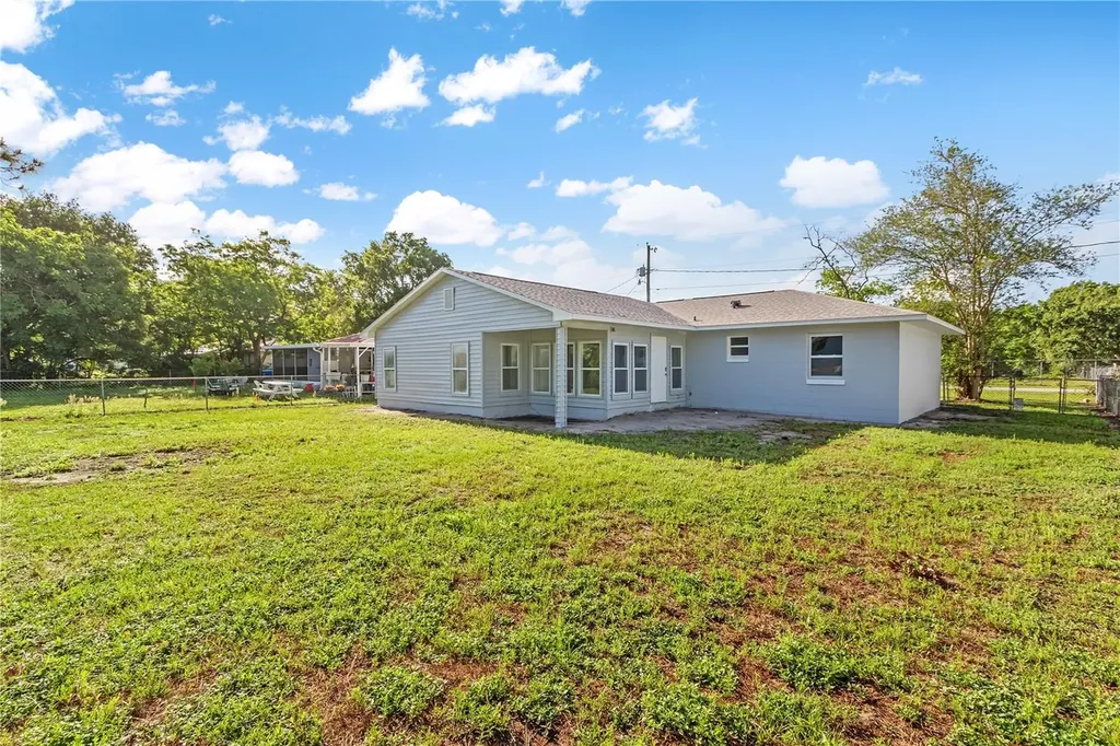 426 Bascom Court Polk City FL 33868