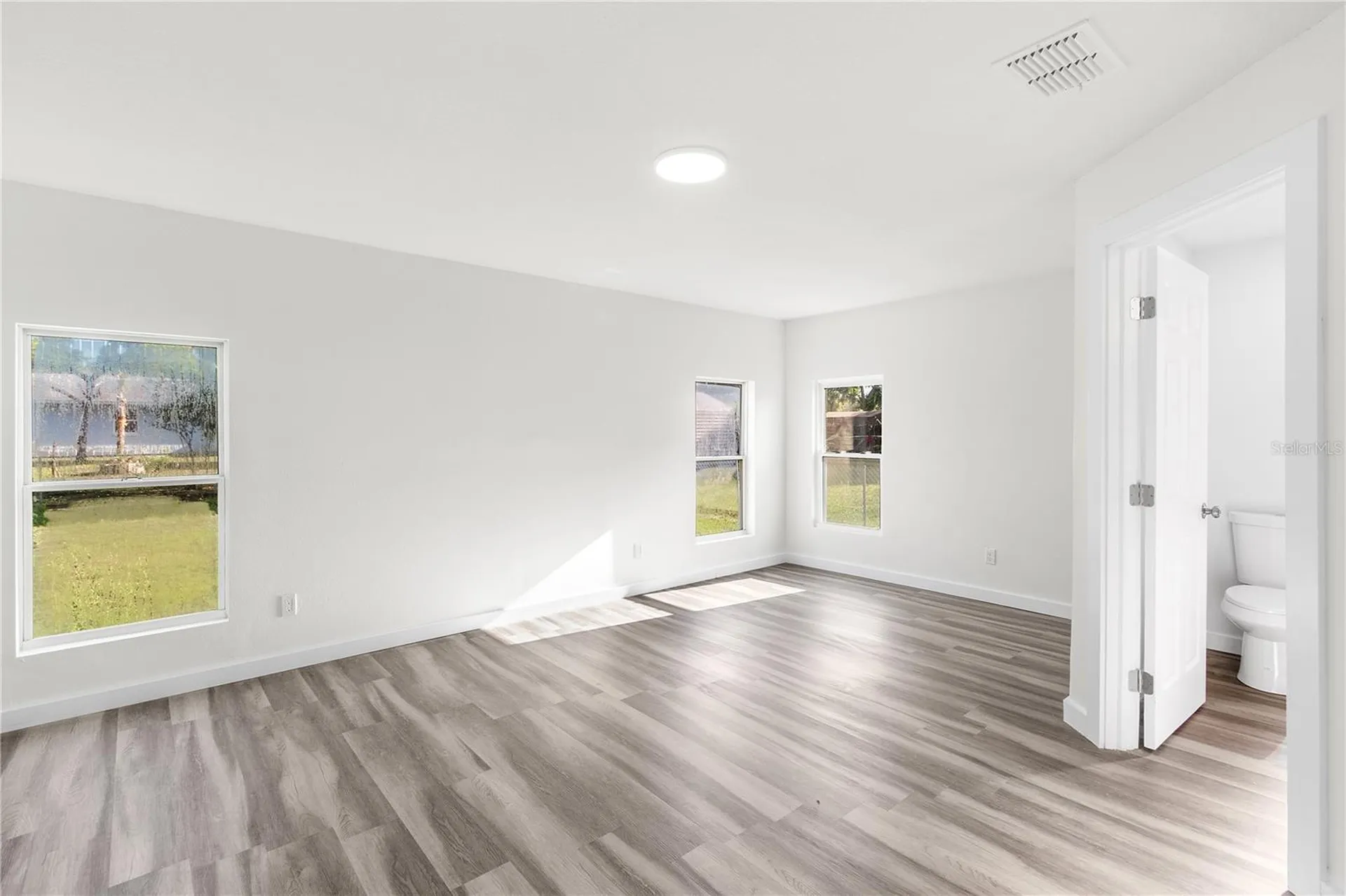 426 Bascom Court Polk City FL 33868