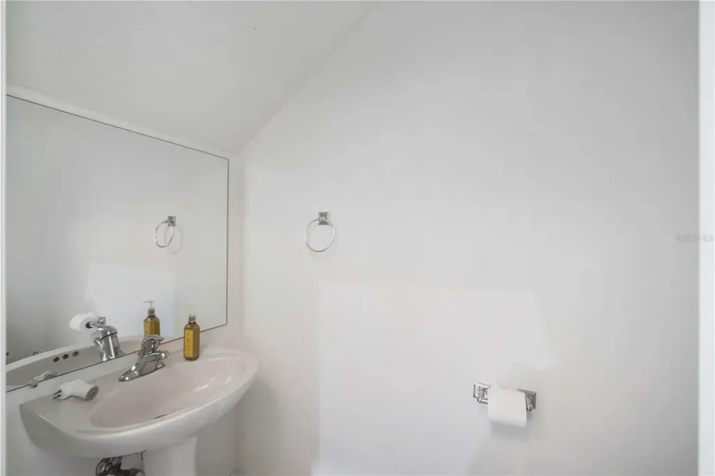 2974 Estancia Place Clearwater FL 33761