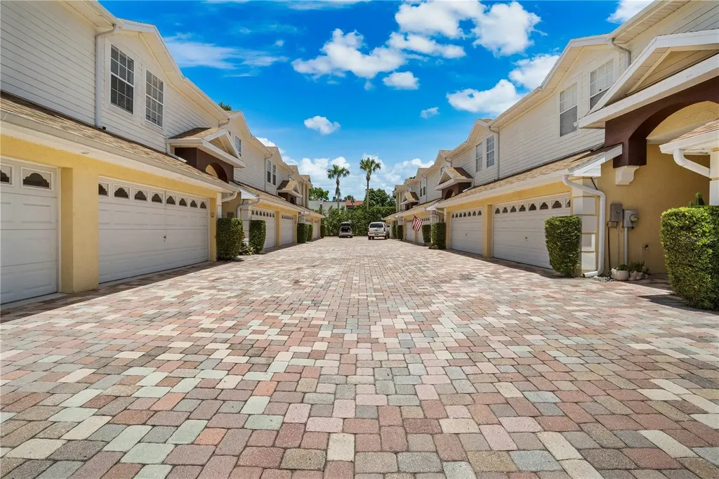 2974 Estancia Place Clearwater FL 33761