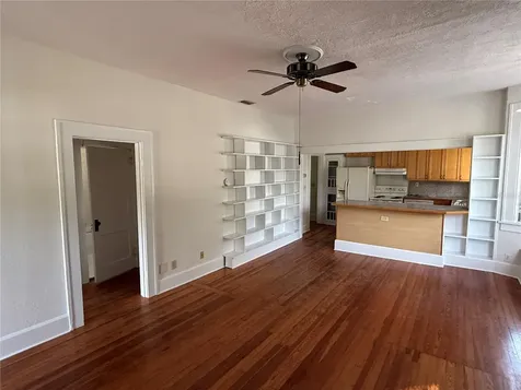 4666 Iris Street N St Petersburg FL 33714