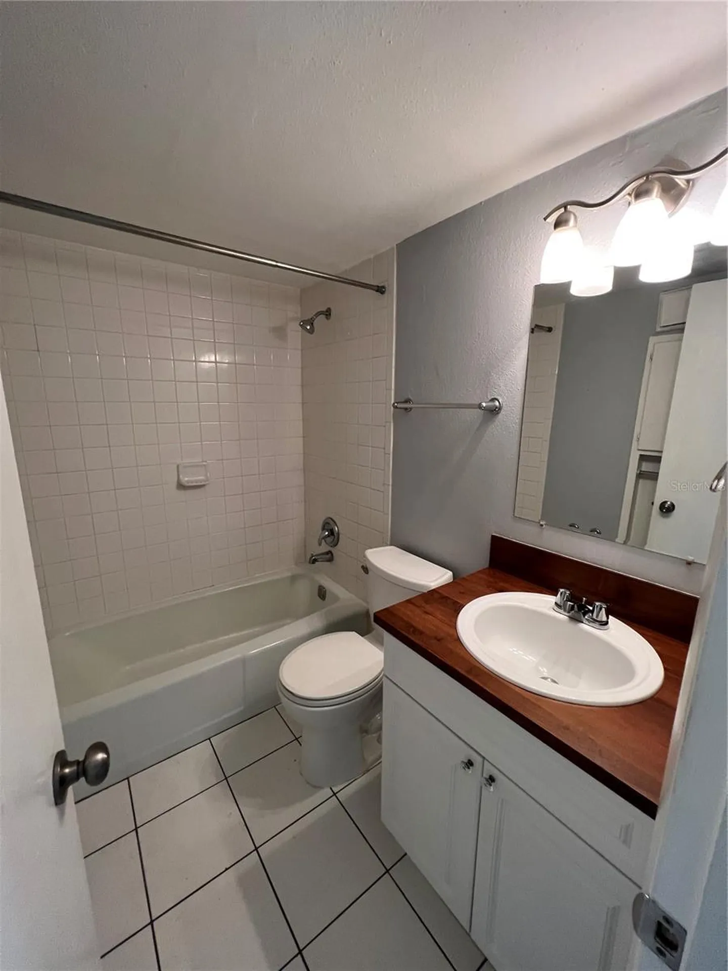 3206 W Azeele Street Tampa FL 33609