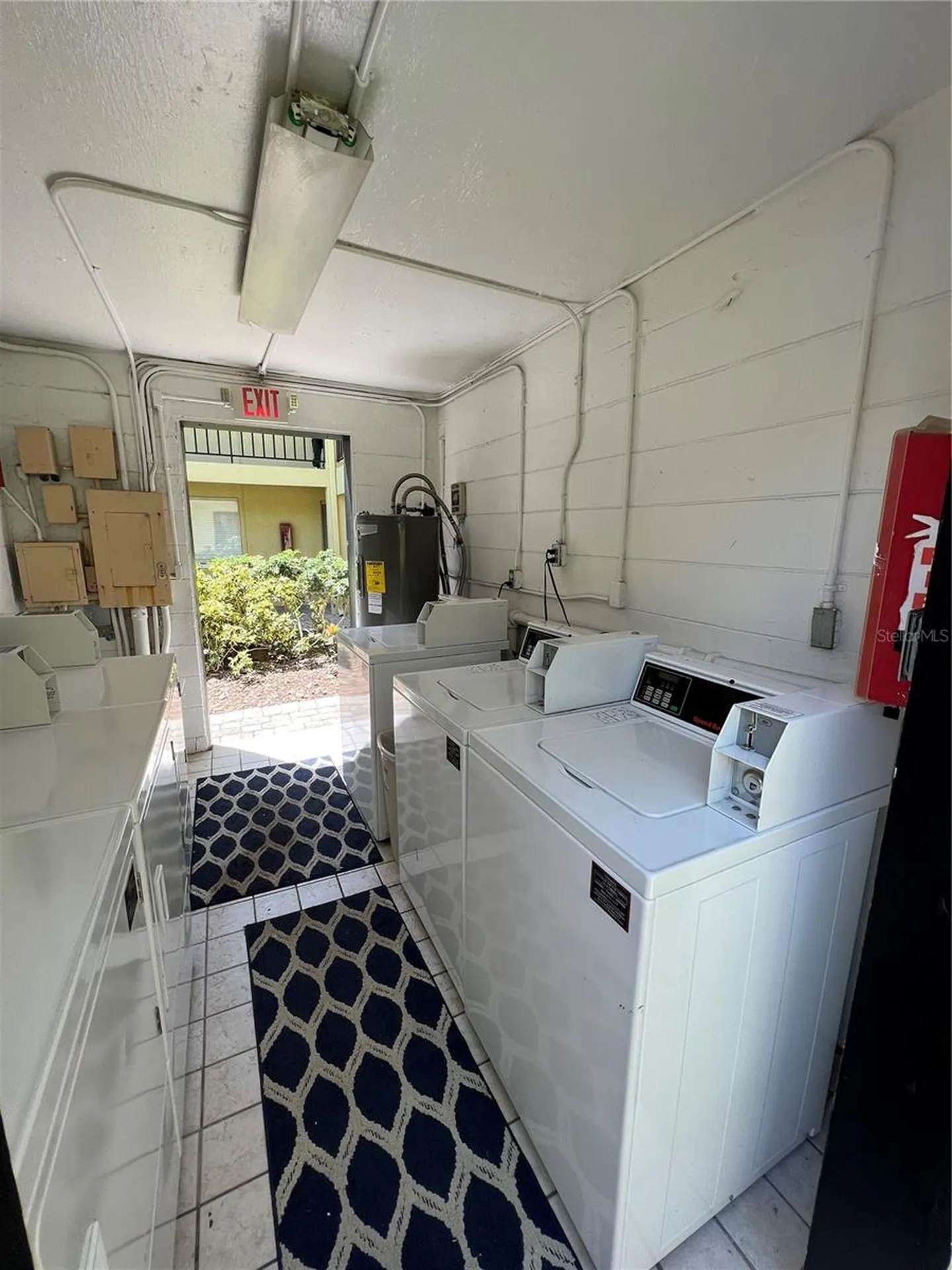 3206 W Azeele Street Tampa FL 33609