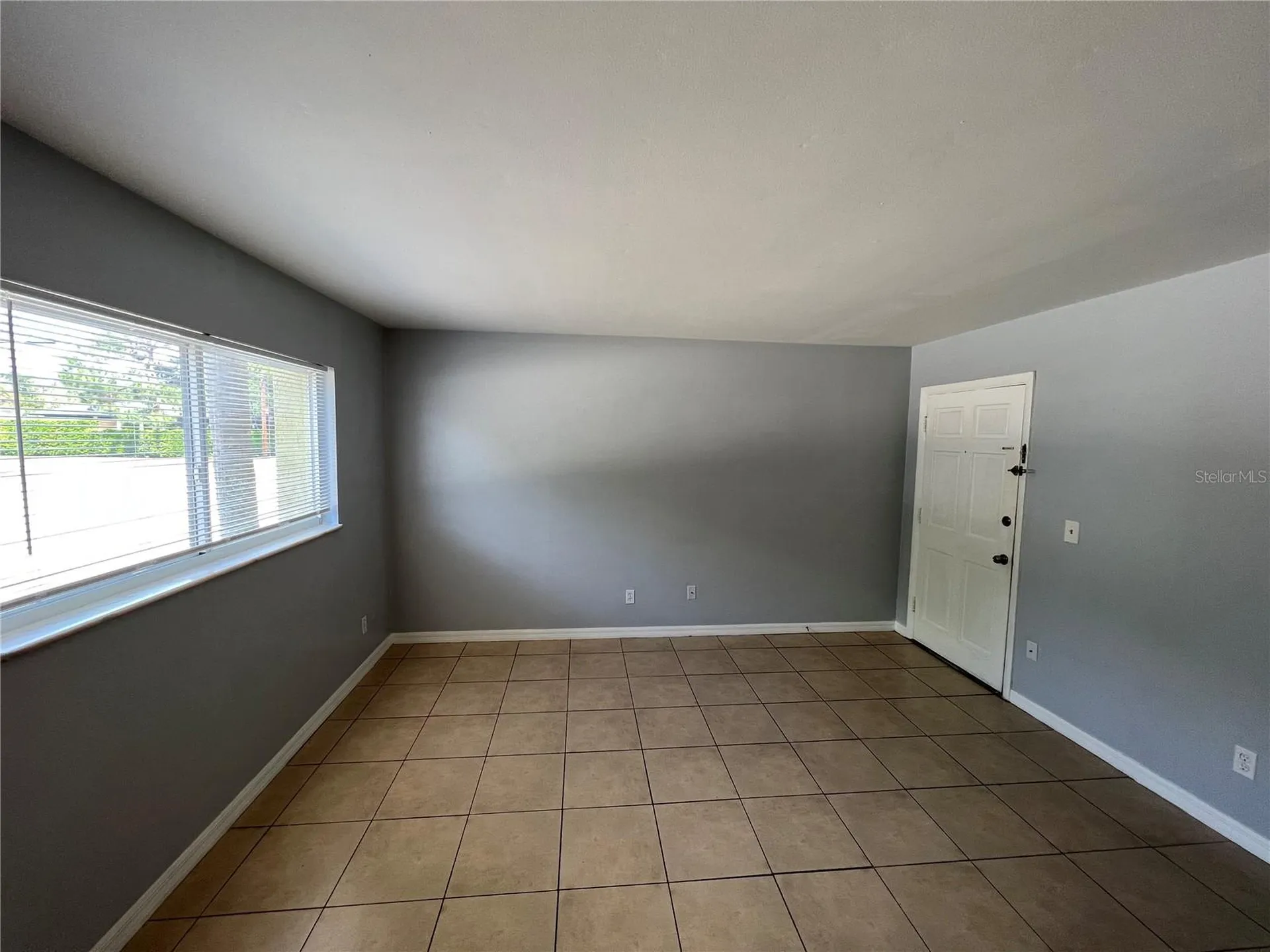 3206 W Azeele Street Tampa FL 33609