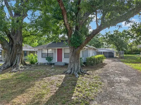 514 Walnut Street Auburndale FL 33823