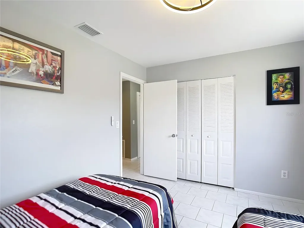 6786 Carovel Avenue North Port FL 34287