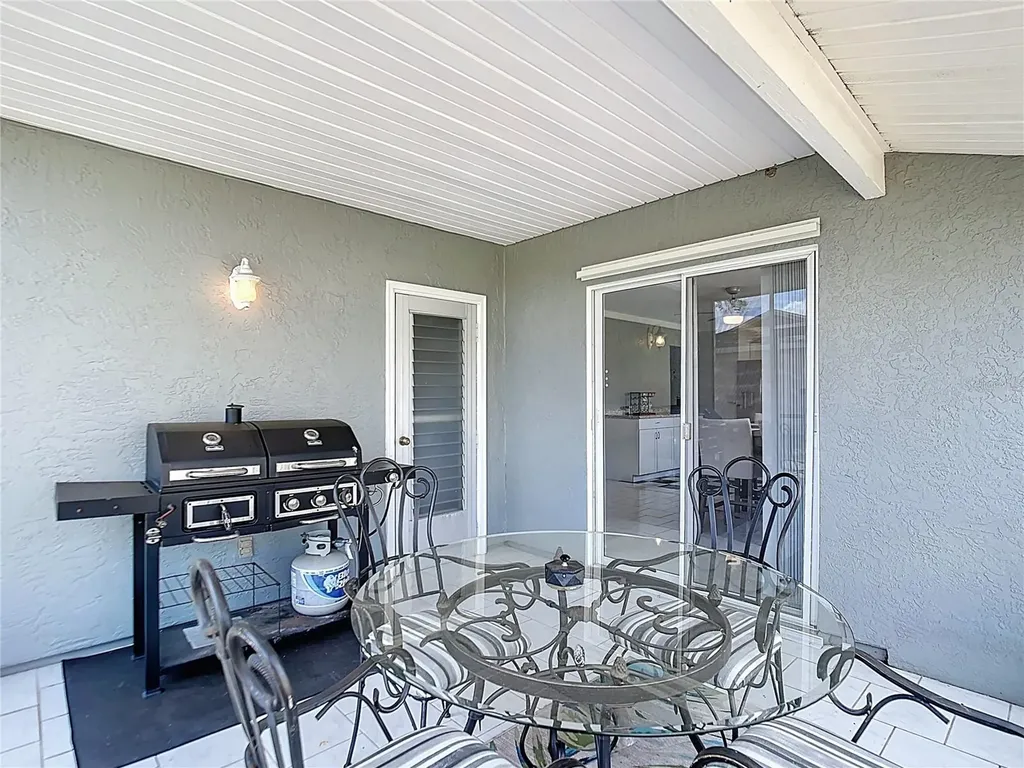 6786 Carovel Avenue North Port FL 34287
