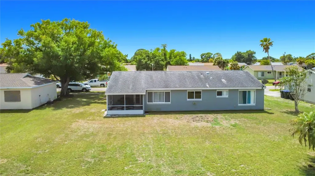 6786 Carovel Avenue North Port FL 34287