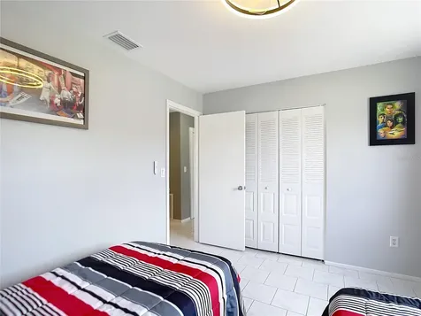 6786 Carovel Avenue North Port FL 34287