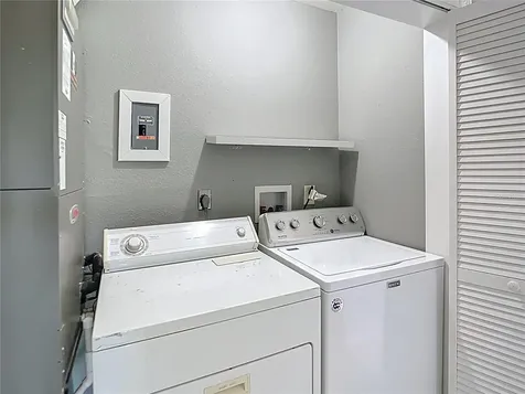 6786 Carovel Avenue North Port FL 34287