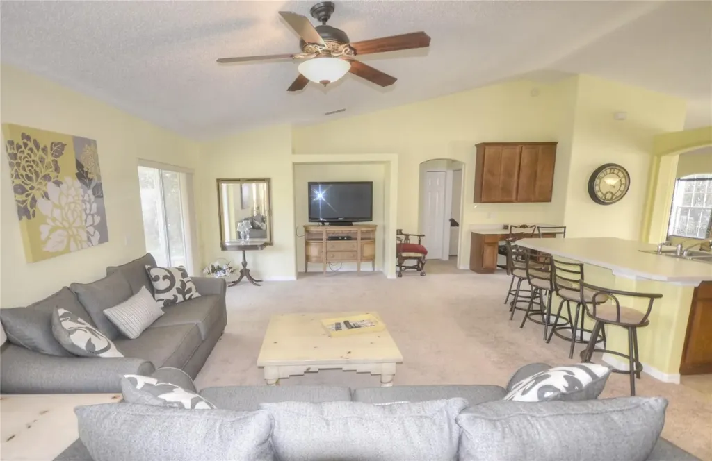 1923 Travelers Palm Drive Edgewater FL 32141